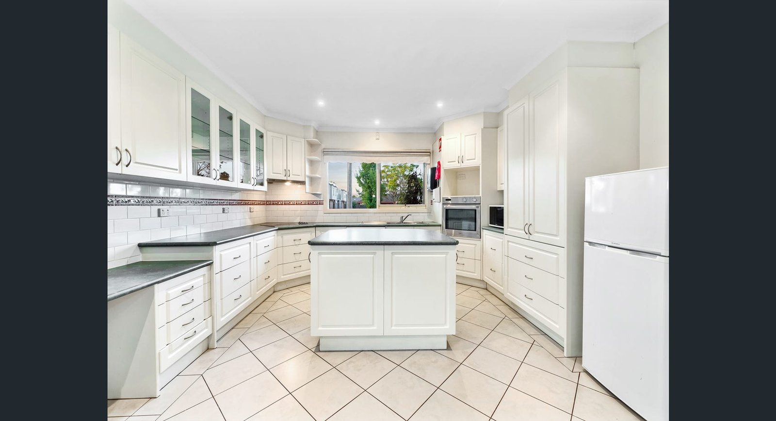 Modern SILHouse in Cranbourne
